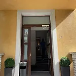 Na Zavisti Hotel *